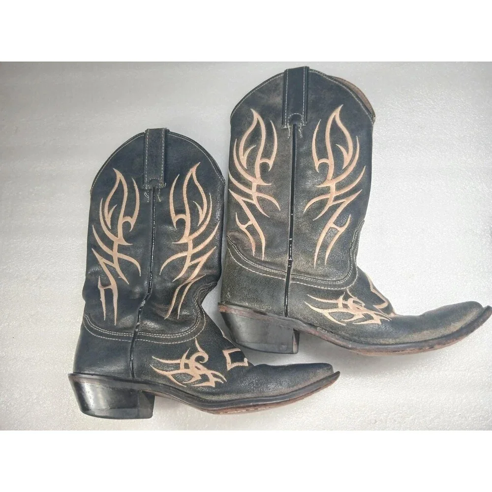 Vintage Justin Women’s Cowboy Boots 5.5 B Black Leather Cross & Flame Embroidery